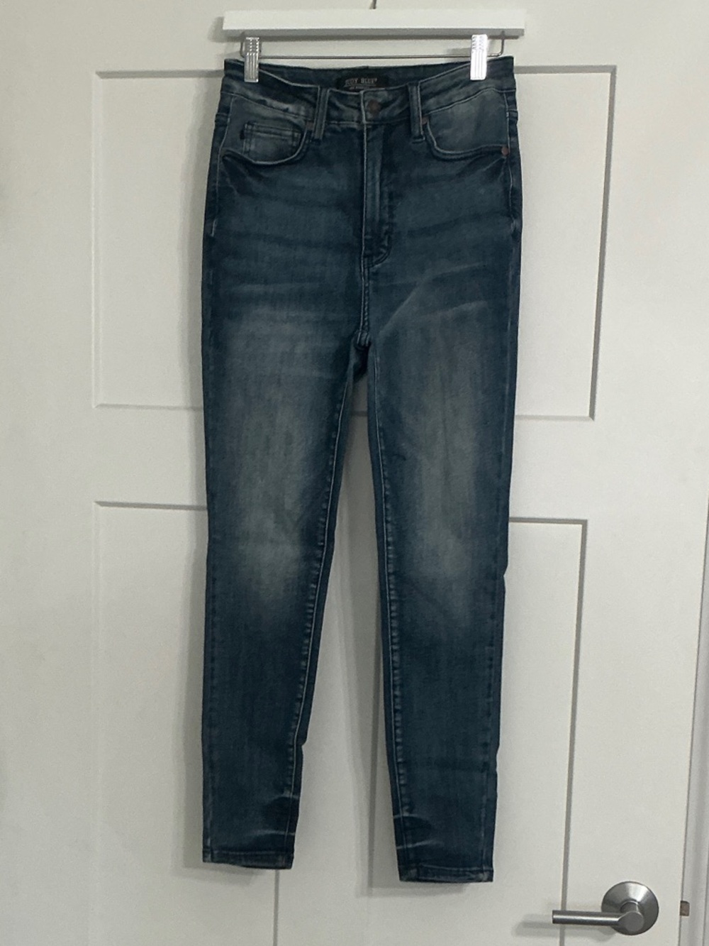 Judy Blue Medium Wash Skinny Jeans
